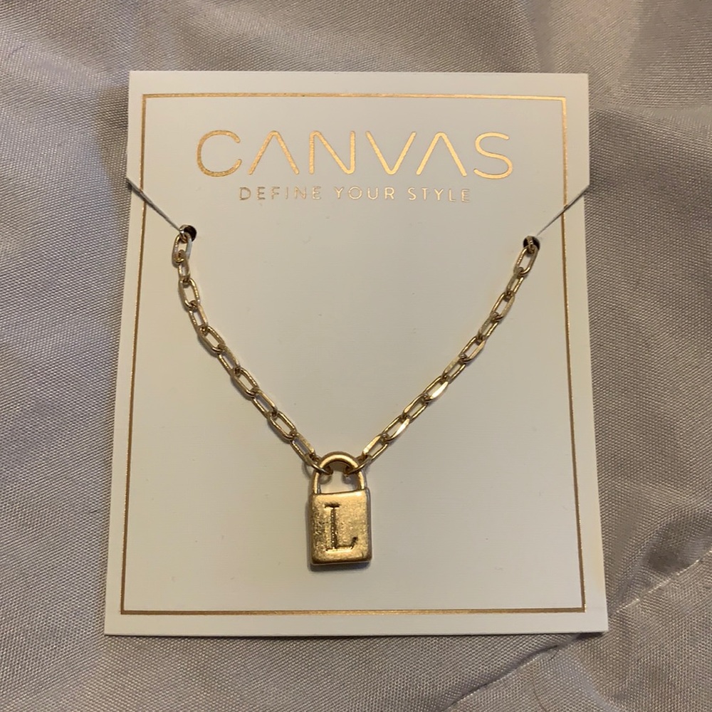 Canvas lock with L initial